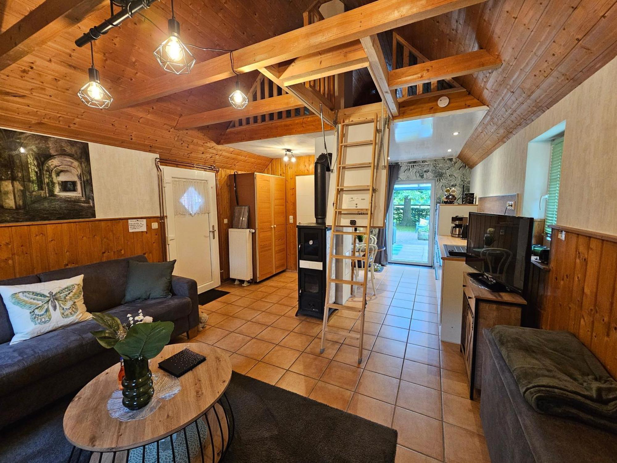 Kleines Ferienhaus Luettje Backhuus 35516 Uplengen Exteriér fotografie