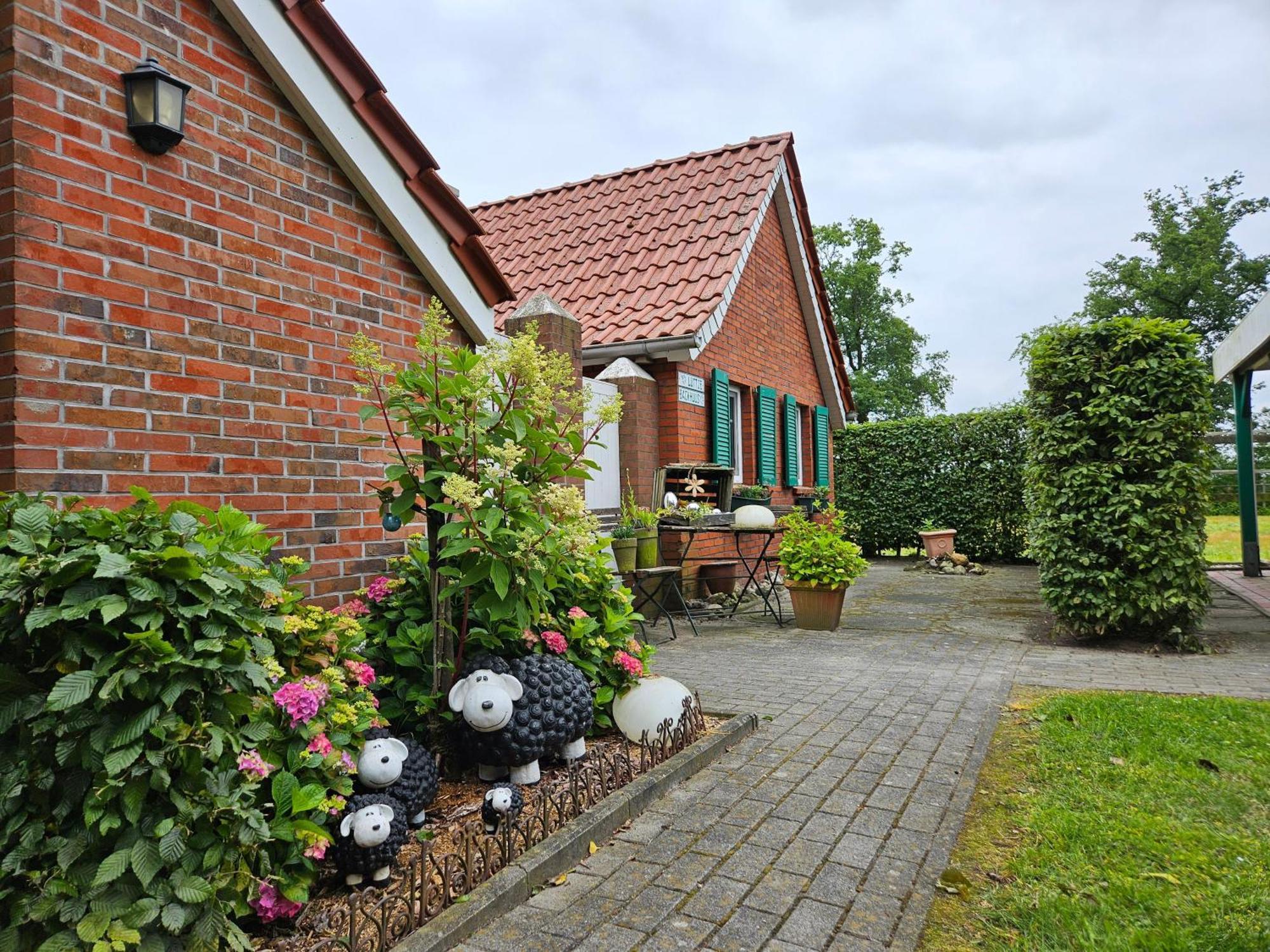 Kleines Ferienhaus Luettje Backhuus 35516 Uplengen Exteriér fotografie